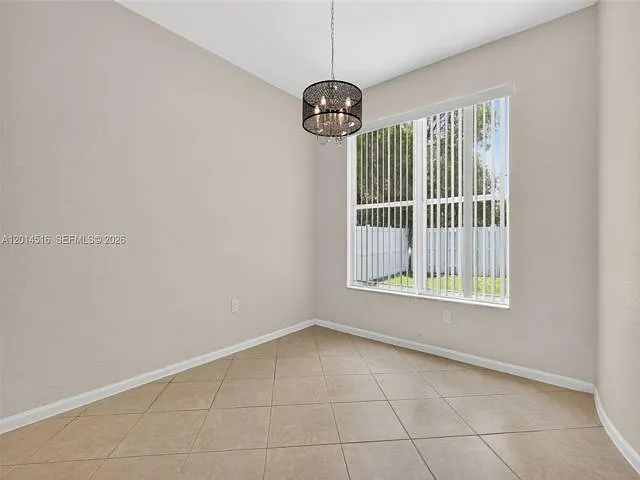 16398 SW 27th St — Photo 17
