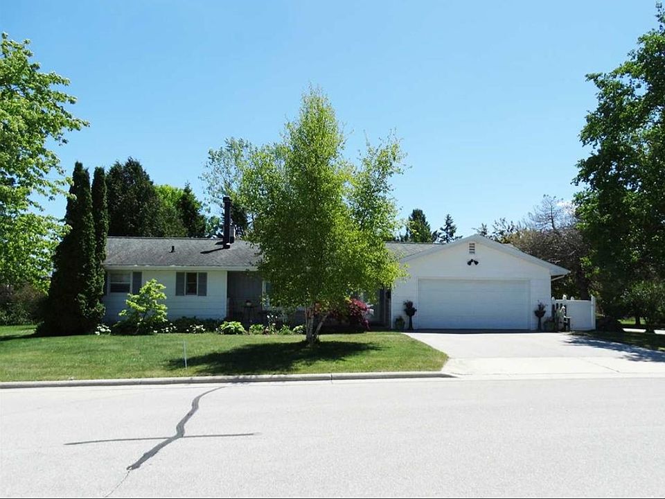1st image of 304 Arlington Ave