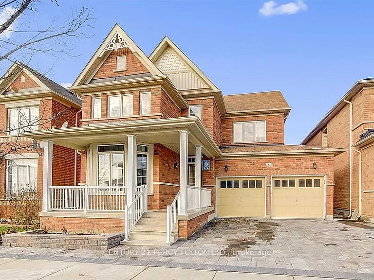 43 Condarcuri Cres — Photo 1