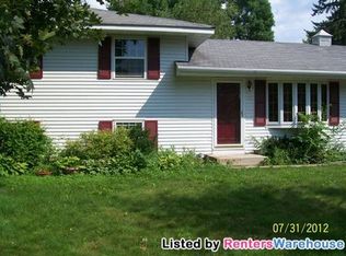 212 Spruce Dr, Apple Valley, MN 55124