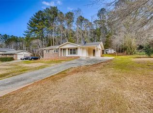 854 Hickory Ridge Rd, Lilburn, GA 30047