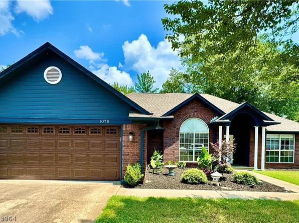 1070 Crooked Creek Rd, Greenwood, AR 72936