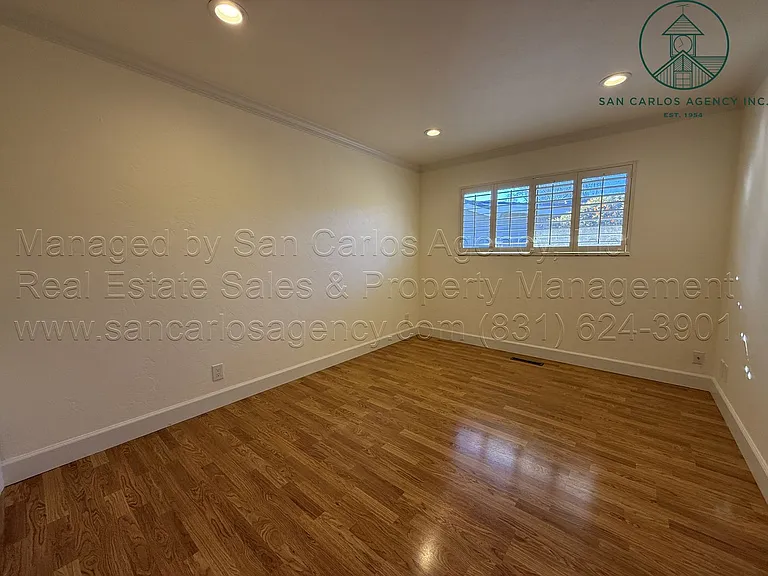 7042 Valley Greens Cir — Photo 22