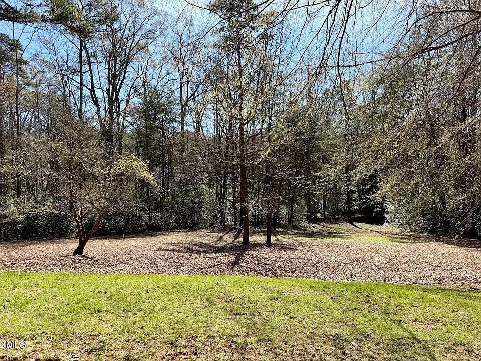 1st image of 223 Millingport Ln #11