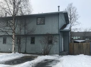 10525 Boysen Berry Pl, Anchorage, AK 99515