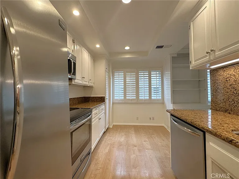 938 Palo Verde Ave — Photo 18