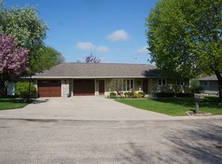 1005 18th Ave, Rock Valley, IA 51247