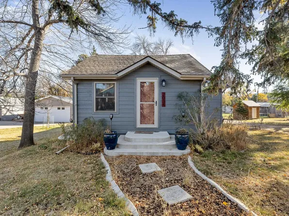 2034 Elmhurst Dr, Rapid City, SD 57702
