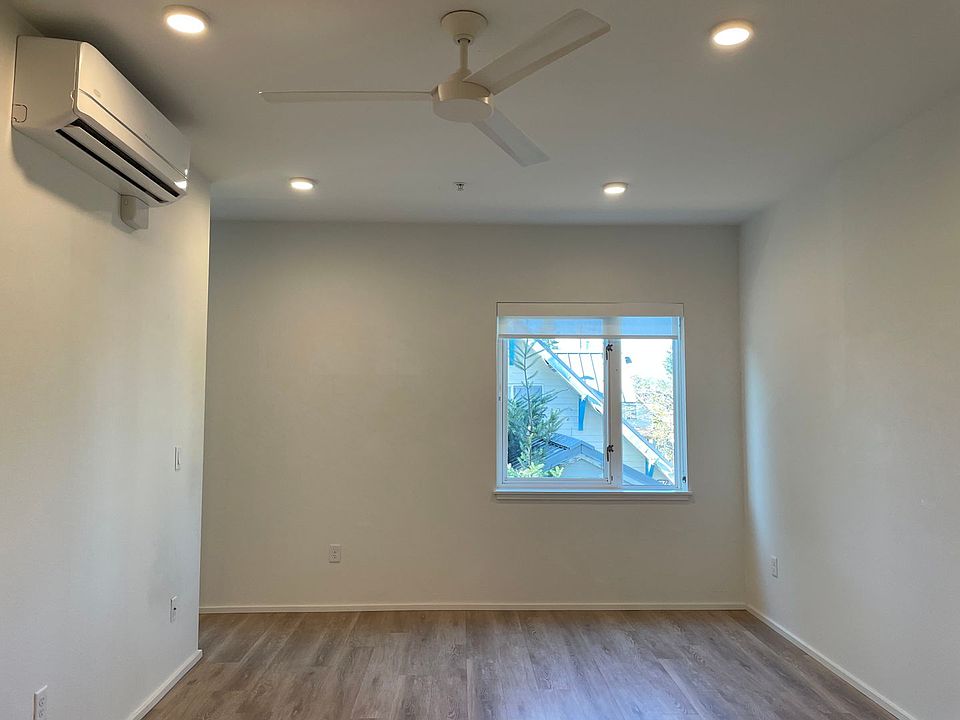 Building Photo 5