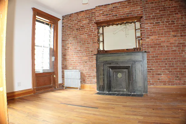 Rented by Makover Group Inc | media 37