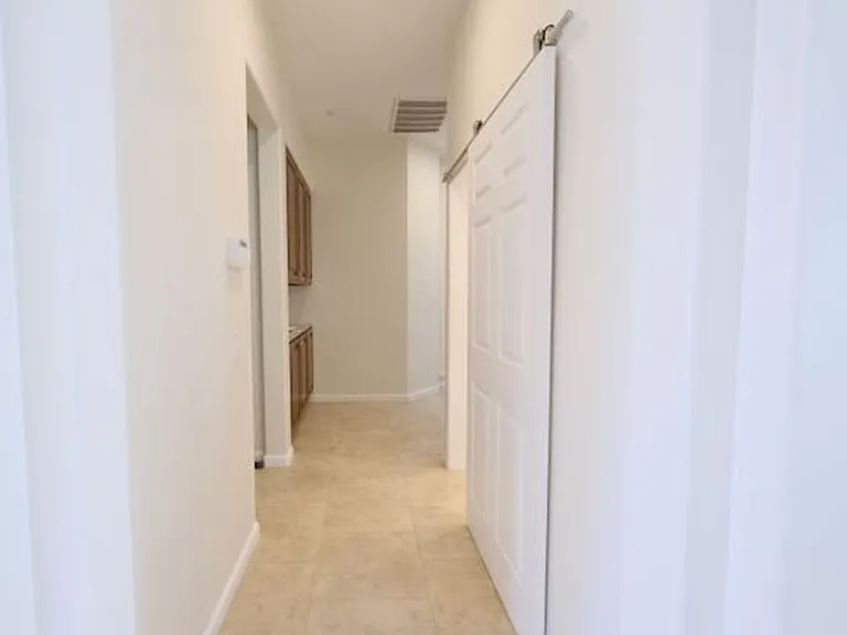 701 Loma Adria — Photo 23