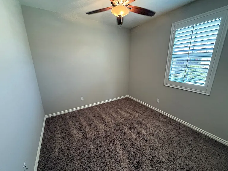 29052 W Hills Dr — Photo 22