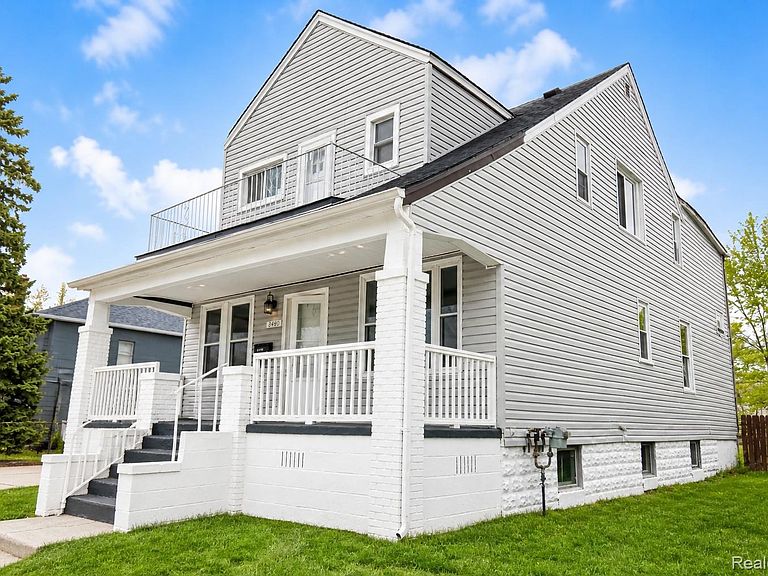 Listing photo 2