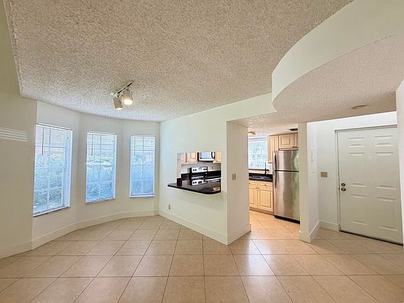 4th image of 6308 La Costa Dr APT D