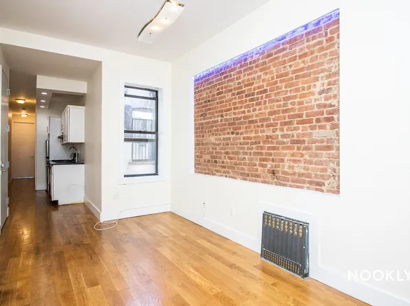 877 Hart Street image 1 of 13