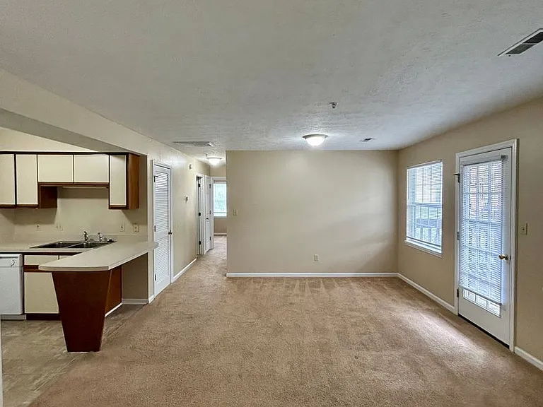 Hall Valley Apartments — Photo 11
