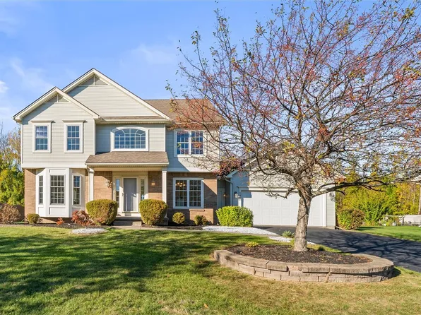 148 Bronze Leaf Trl, Rochester, NY 14612