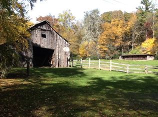 247 Old Camp Catawba Rd, Blowing Rock, NC 28605