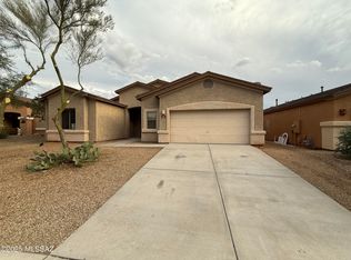 8401 W Calle Sancho Panza, Tucson, AZ 85757