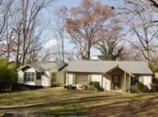 1026 Homarda Dr, Anniston, AL 36207