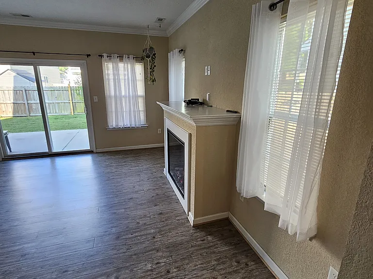 202 Thalia Rd — Photo 6
