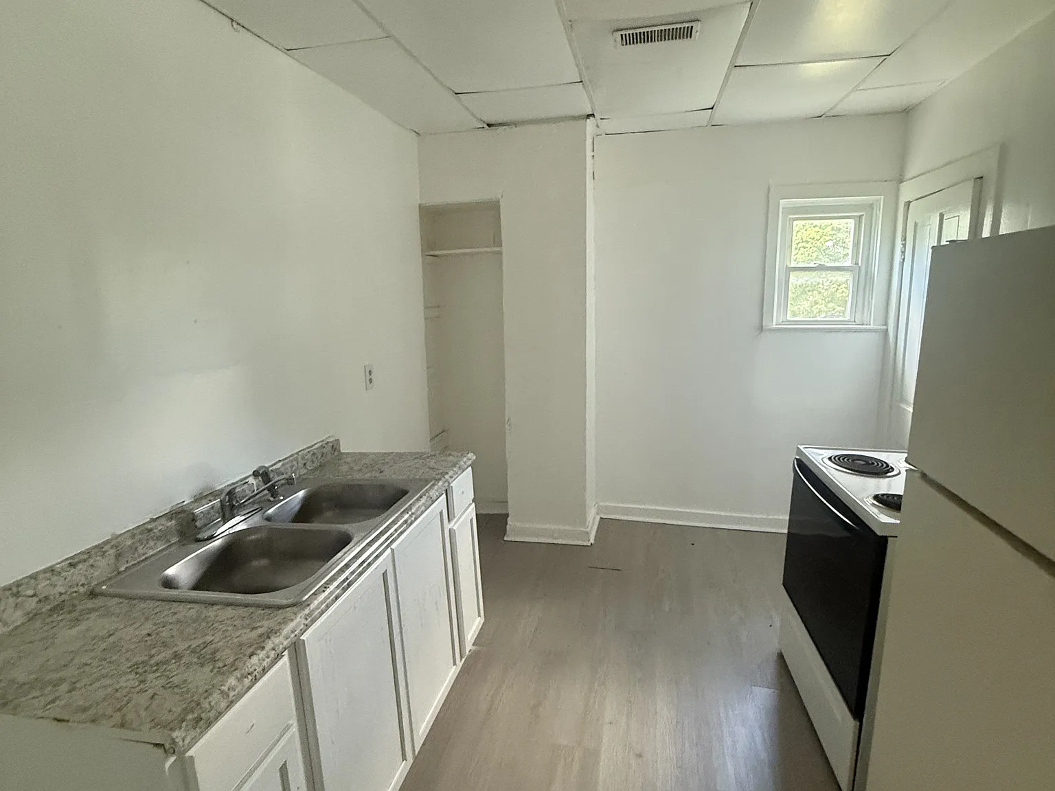 262.5 Selma Road - 1 — Photo 2