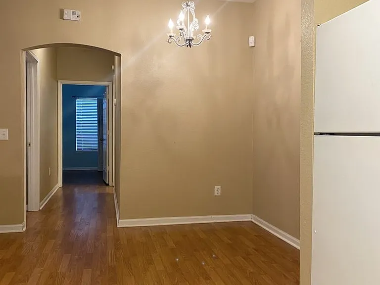 447 W Longleaf Dr #404 — Photo 1