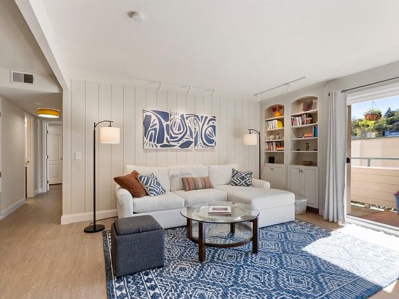 2nd image of 262 Larkspur Plaza Drive