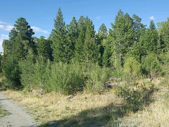 3rd image of 231 & 233 California Circle