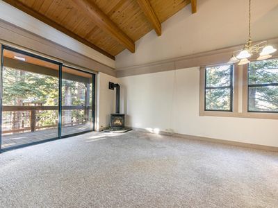 3156 Aspen Grv, Truckee, CA, 96161