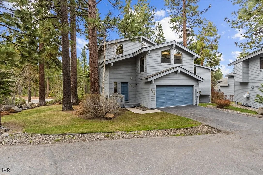 855 McCourry Blvd photo 1