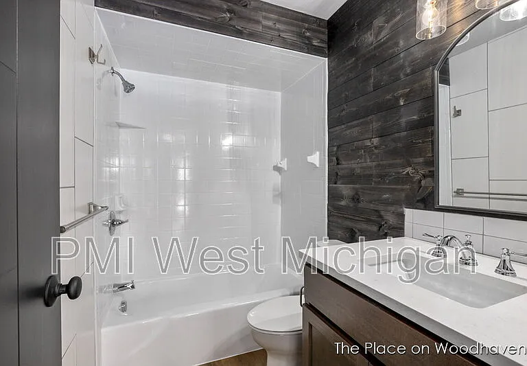 8428 Woodhaven Dr SW #6 — Photo 13