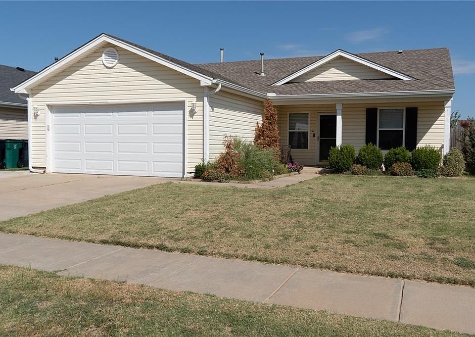 1st image of 904 Tulip Dr