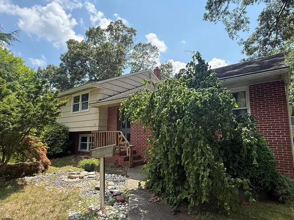 230 E Rosedale Ave, Northfield, NJ 08225