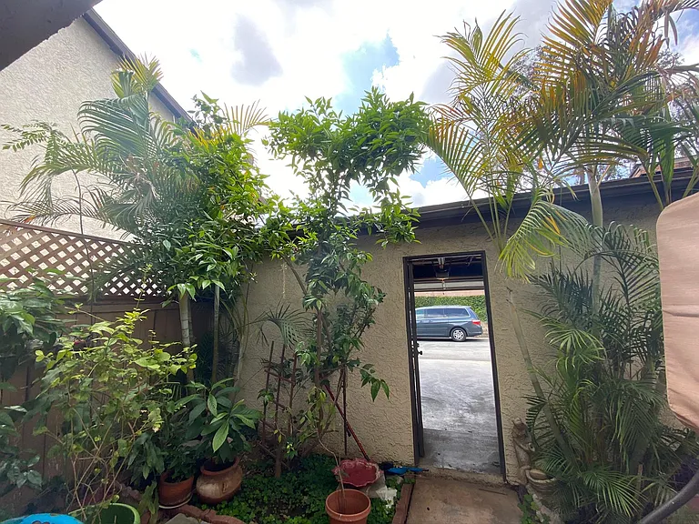 Patio - Cozy area with barbecue