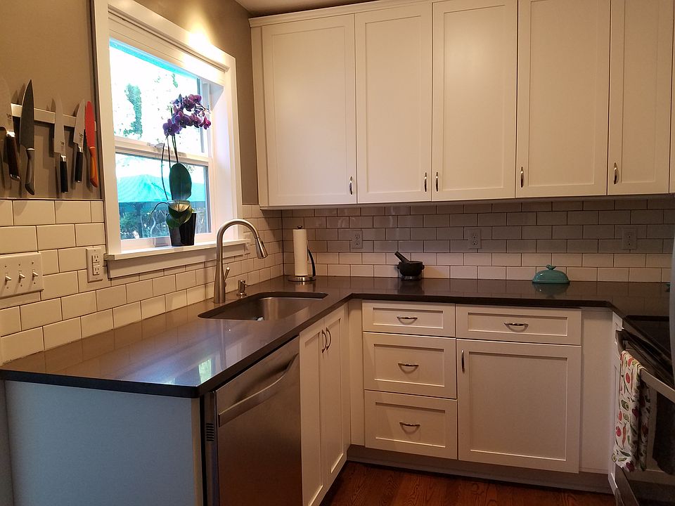 updated kitchen with all new appliances