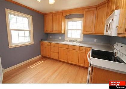 5th image of 4 Woodland Ave