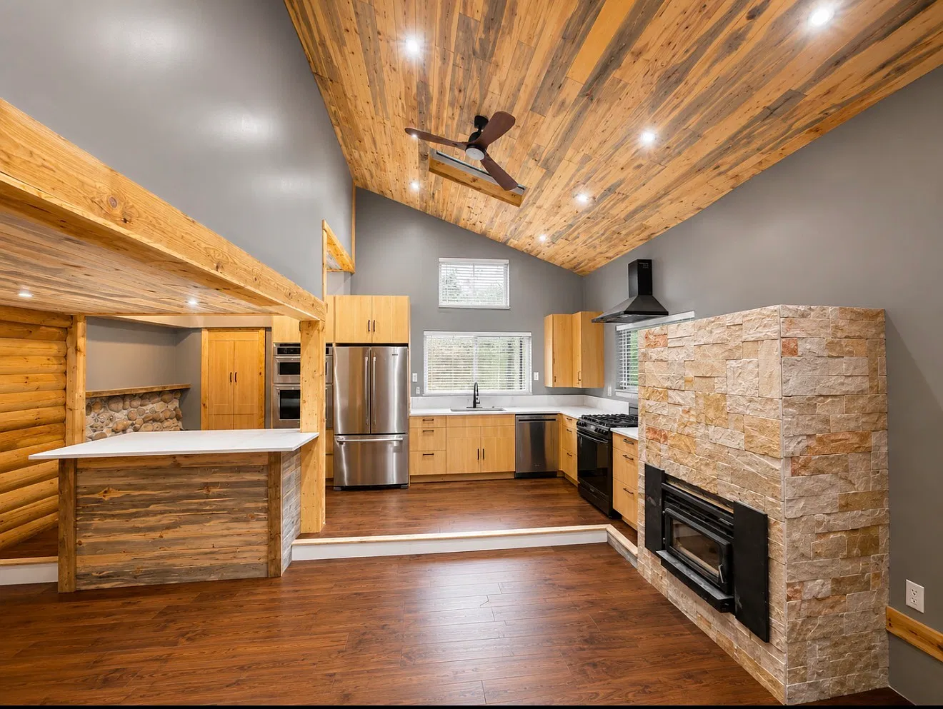 4 bed, 1930 sqft, $1,150 — Photo 4
