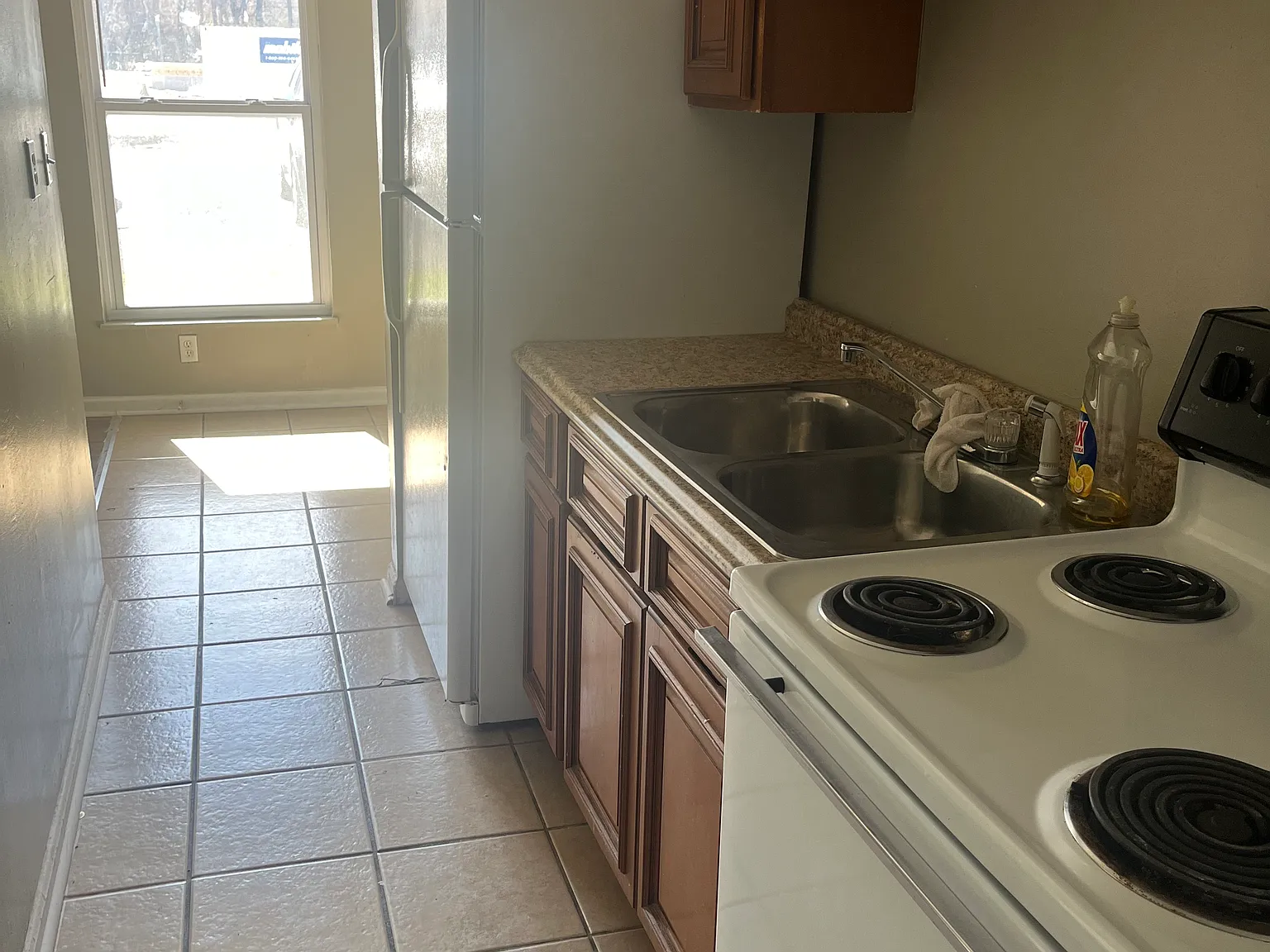 1 bed, 600 sqft, $900 — Photo 4