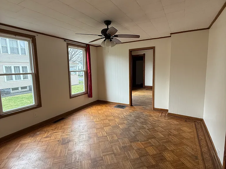416 Ulster St #1 — Photo 6