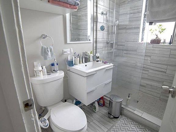 4th image of 2117 N Kedzie Blvd APT 2R