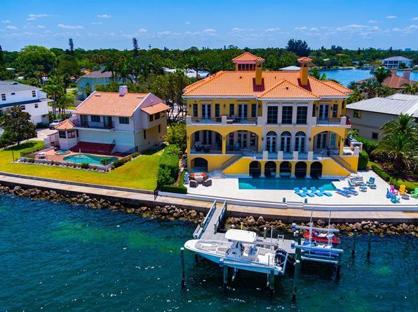 309 Ringling Point Dr, Sarasota, FL 34234