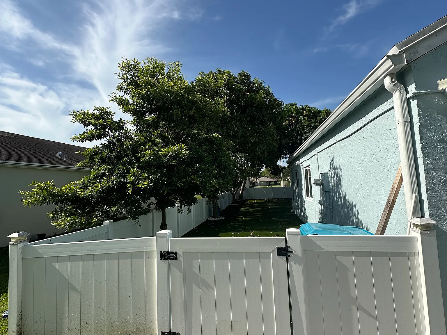 8 Elton Pl — Photo 2