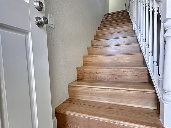 3rd image of 335 W 15th St