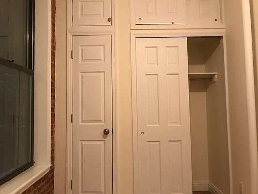 Rented by Chartwell Manhattan Realty | media 21