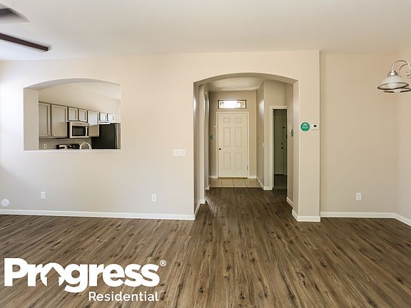 4th image of 10314 W Pioneer St