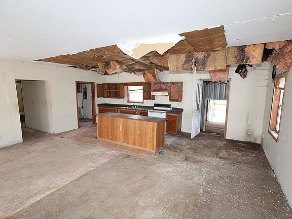 5th image of 3303 Blackford Dr