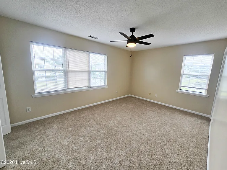 14 Pirates Cove Dr — Photo 11