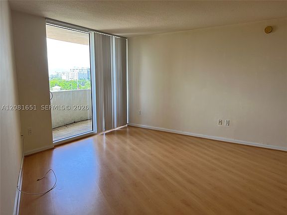 3rd image of 19501 W Country Club #611