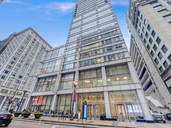 8 E Randolph St Unit 2601, Chicago, IL 60601